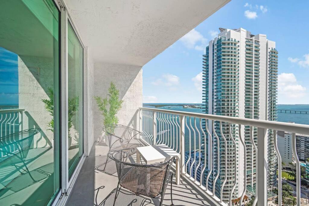 Apartment High Floor Ocean View Unit In Brickell *