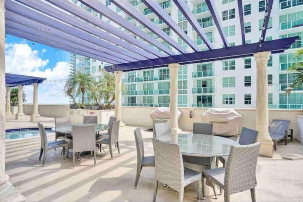 Apartment High Floor Ocean View Unit In Brickell Miami