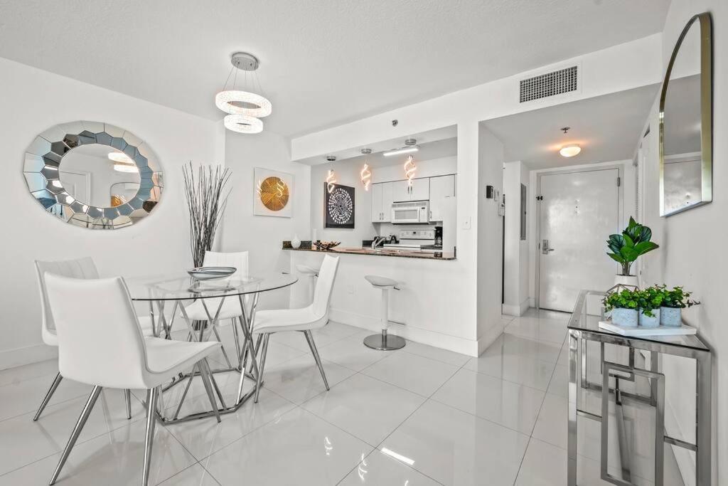 Apartment High Floor Ocean View Unit In Brickell *